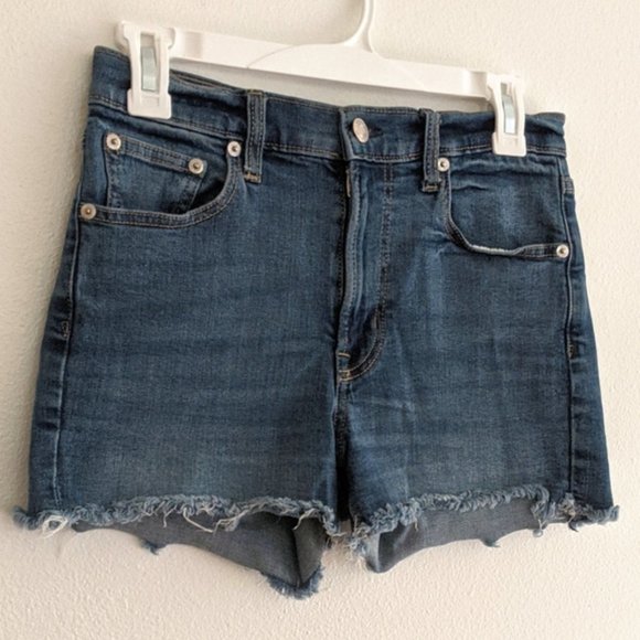 Gap Denim Medium Wash Jean Frayed Shorts 3" Inseam Women Size 26W - Picture 4 of 5